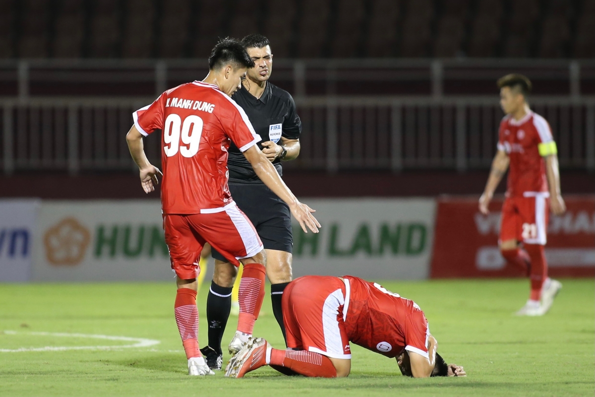 Nham Manh Dung Viettel vs Young Elephants AFC Cup 24/6