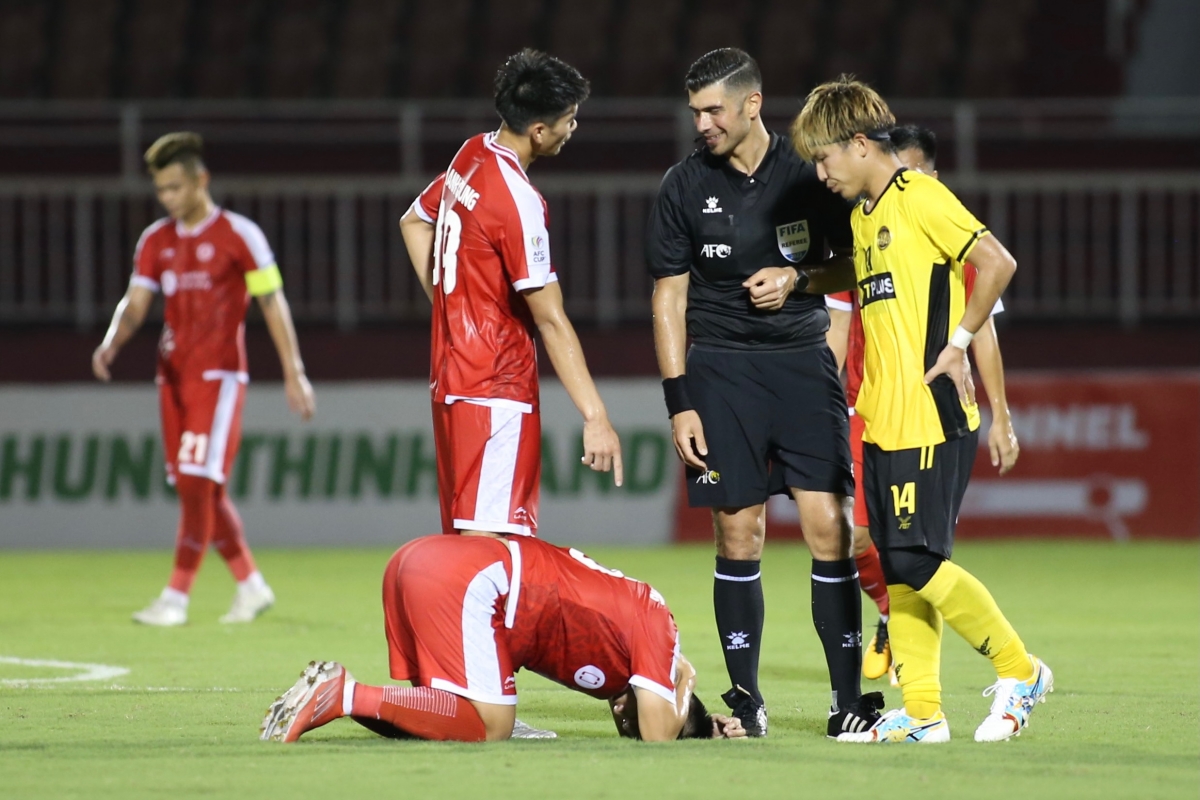 Nham Manh Dung Viettel vs Young Elephants AFC Cup 24/6