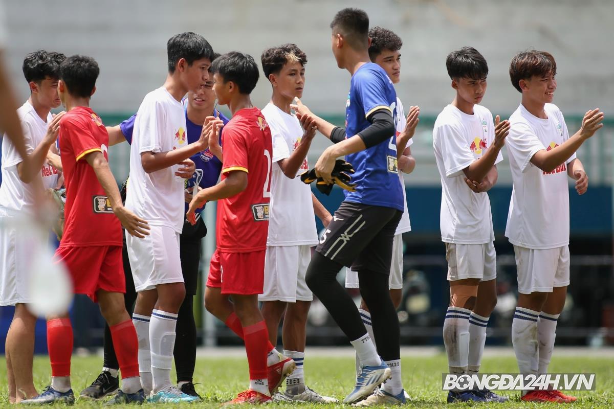 HLV Kiatisuk và dàn sao HAGL tham gia chương trình tuyển chọn tài năng trẻ 11