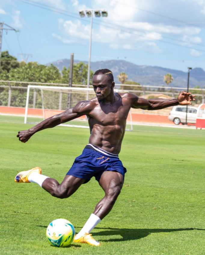 Sadio Mane khiến NHM Bayern Munich phát cuồng 3 Sadio Mane khiến NHM Bayern Munich phát cuồng 3