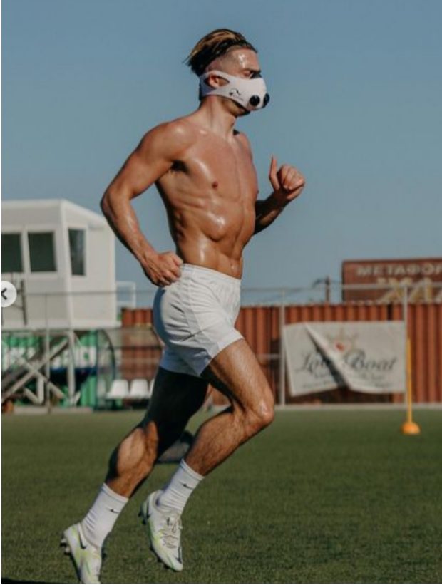 Jack Grealish lấy lại niềm tin từ NHM Man City 2