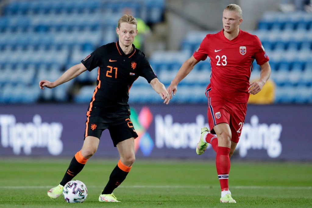 Frenkie de Jong va Erling Haaland