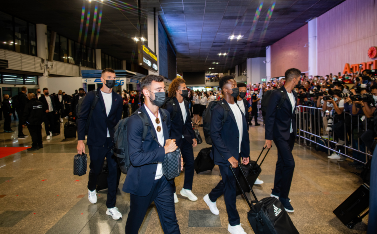 MU gặp sự cố khi tới Thái Lan 4 MU gặp sự cố khi tới Thái Lan 4