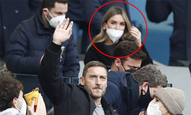 Noemi Bocchi nhan vat duoc cho la tinh moi cua Totti