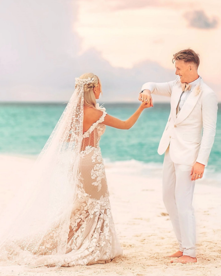 Những hình ảnh cực đẹp về đám cưới của Jordan Pickford 1