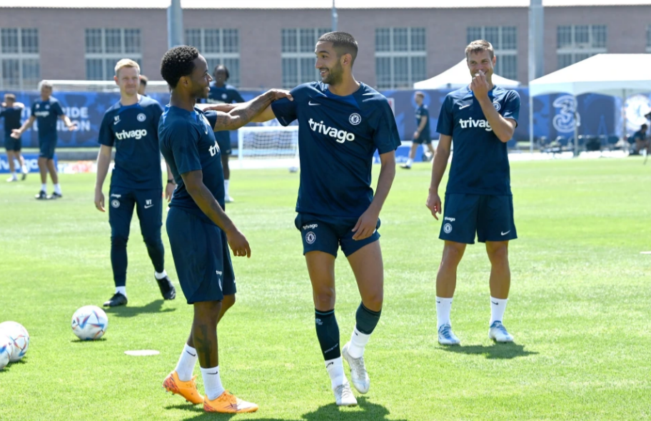 Nhung hinh anh moi nhat cua Raheem Sterling o Chelsea