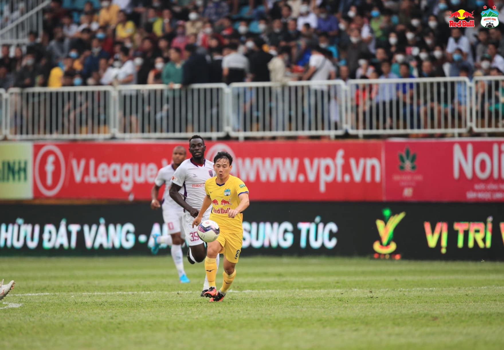 Điểm nhấn sau trận HAGL 2-1 Bình Dương Văn Toàn đã hết tịt ngòi 2