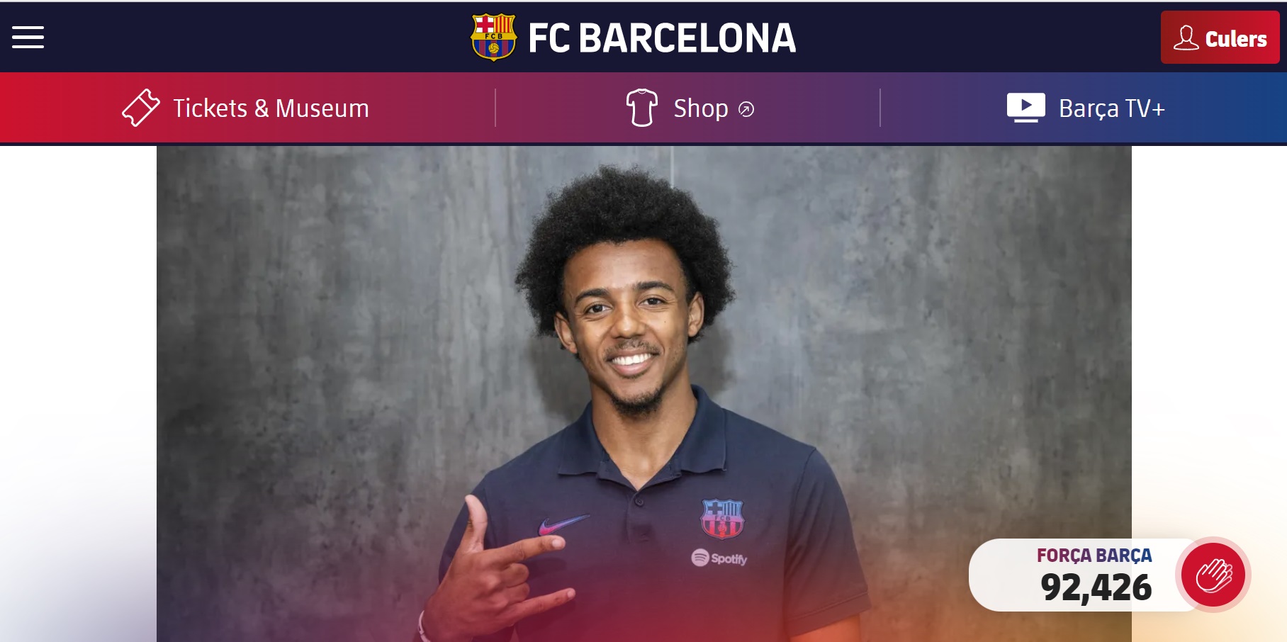 FC Barcelona cong bo tan binh Jules Kounde tren trang chu CLB