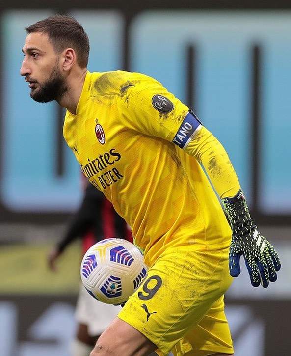 Tiểu sử cầu thủ Gianluigi Donnarumma - Hành trình từ tài năng trẻ đến ngôi sao bóng đá