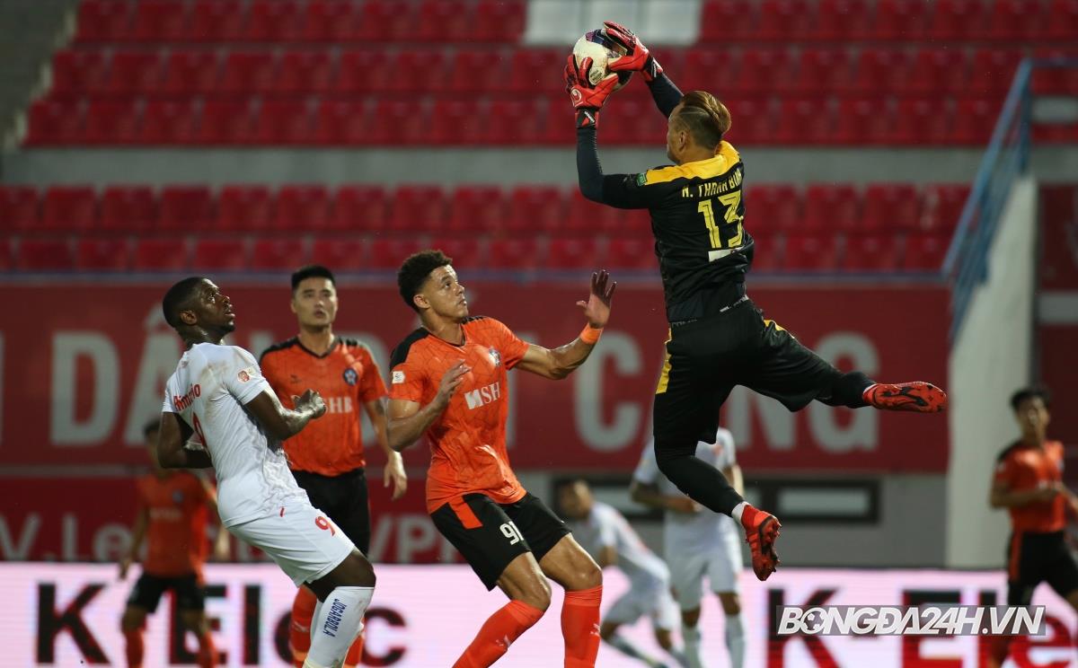 SVd Lach Tray Hai Phong vs da Nang