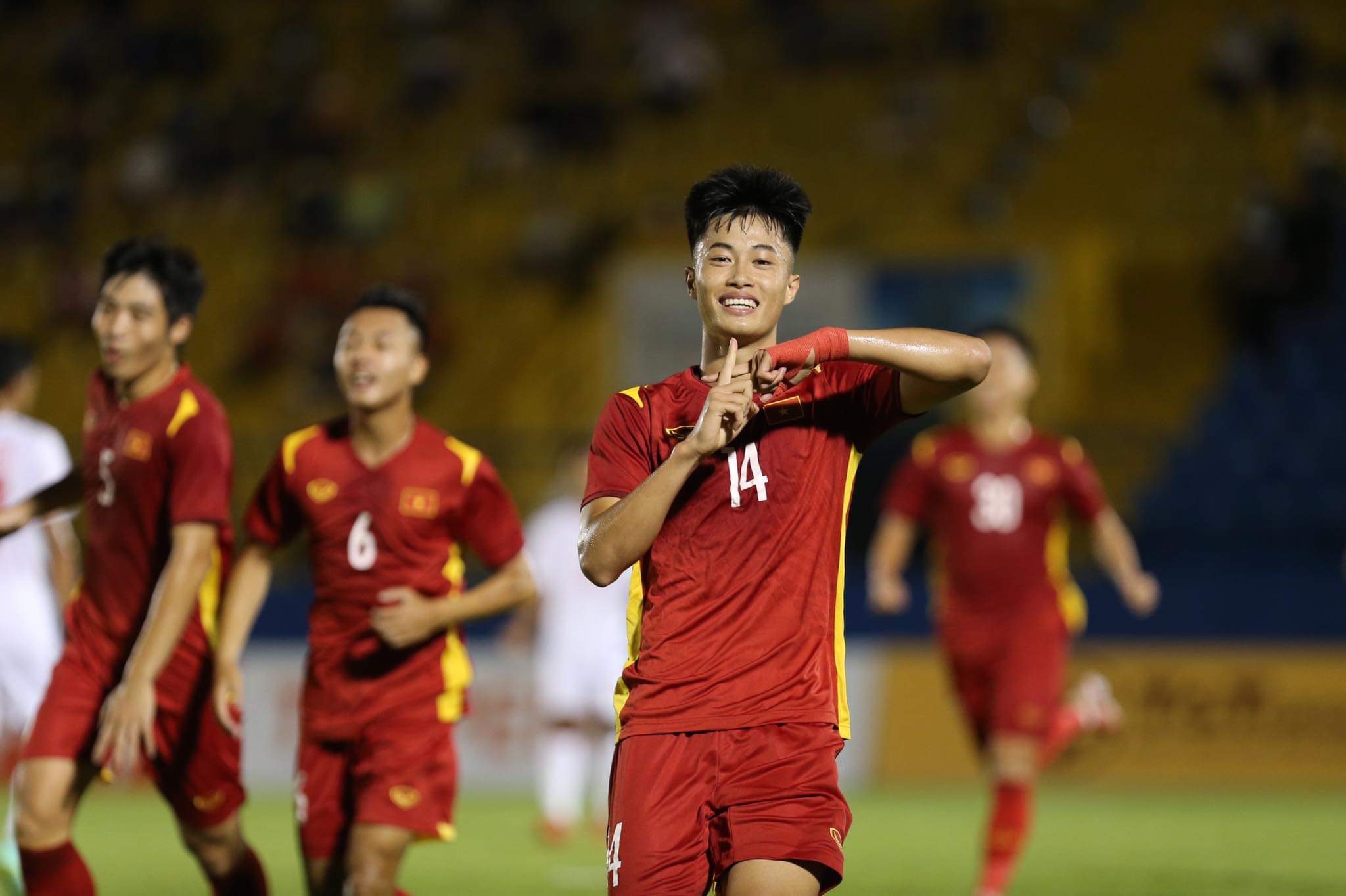 HLV Đinh Thế Nam chưa hài lòng dù U19 Việt Nam đánh bại U19 Myanmar 1
