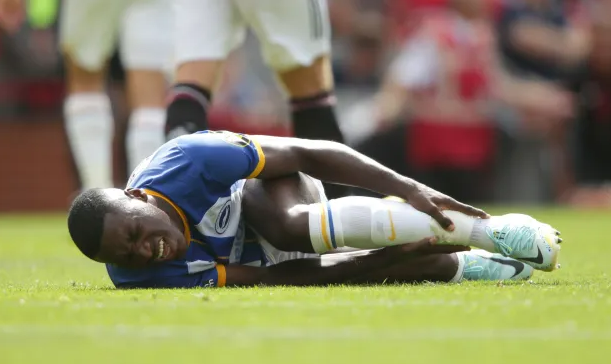 Scott McTominay thoát thẻ đỏ khó tin trước Brighton 1 Scott McTominay thoát thẻ đỏ khó tin trước Brighton 1