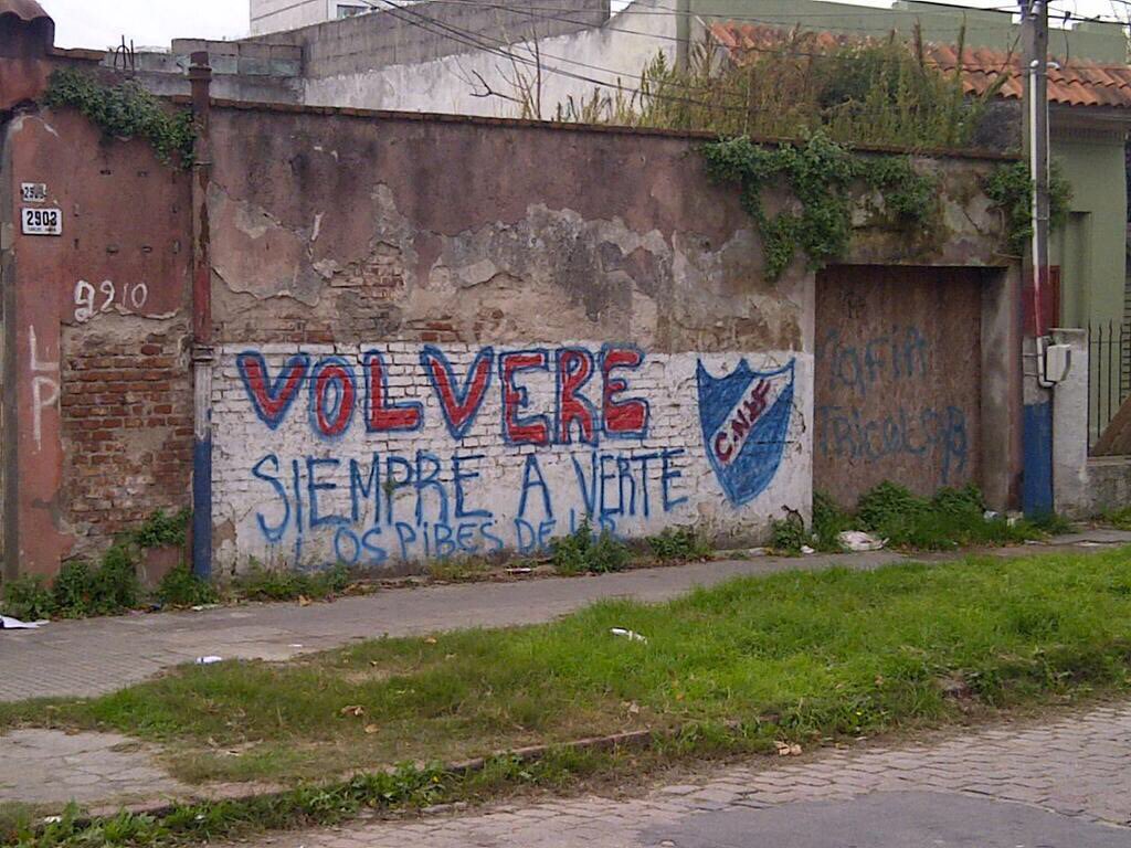 Ngày Luis Suarez trở về nơi bắt đầu 1