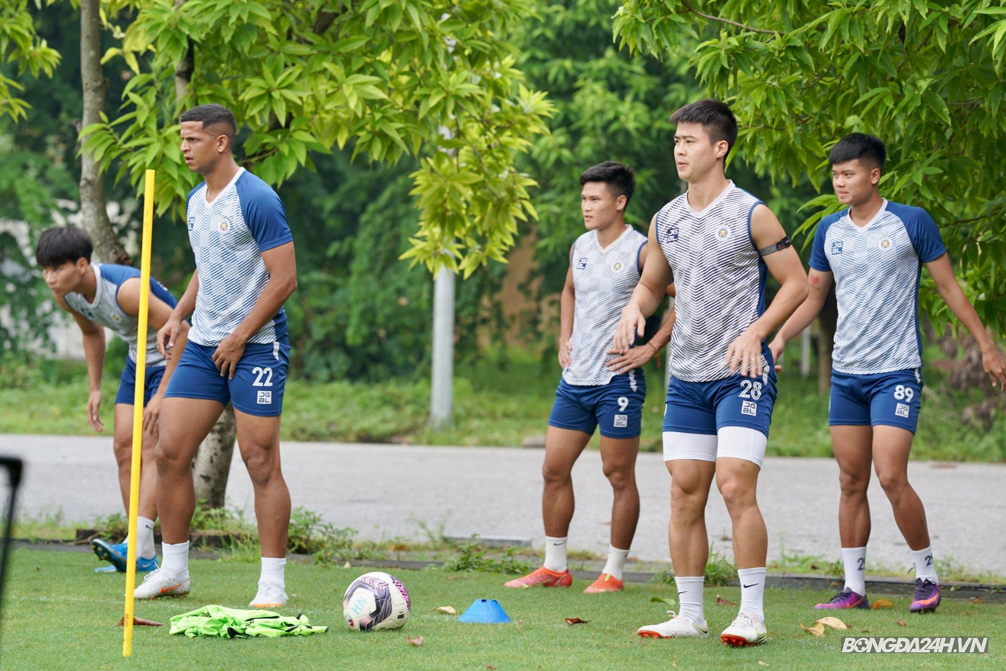 Hà Nội FC có món quà đặc biệt dành tặng HAGL 3
