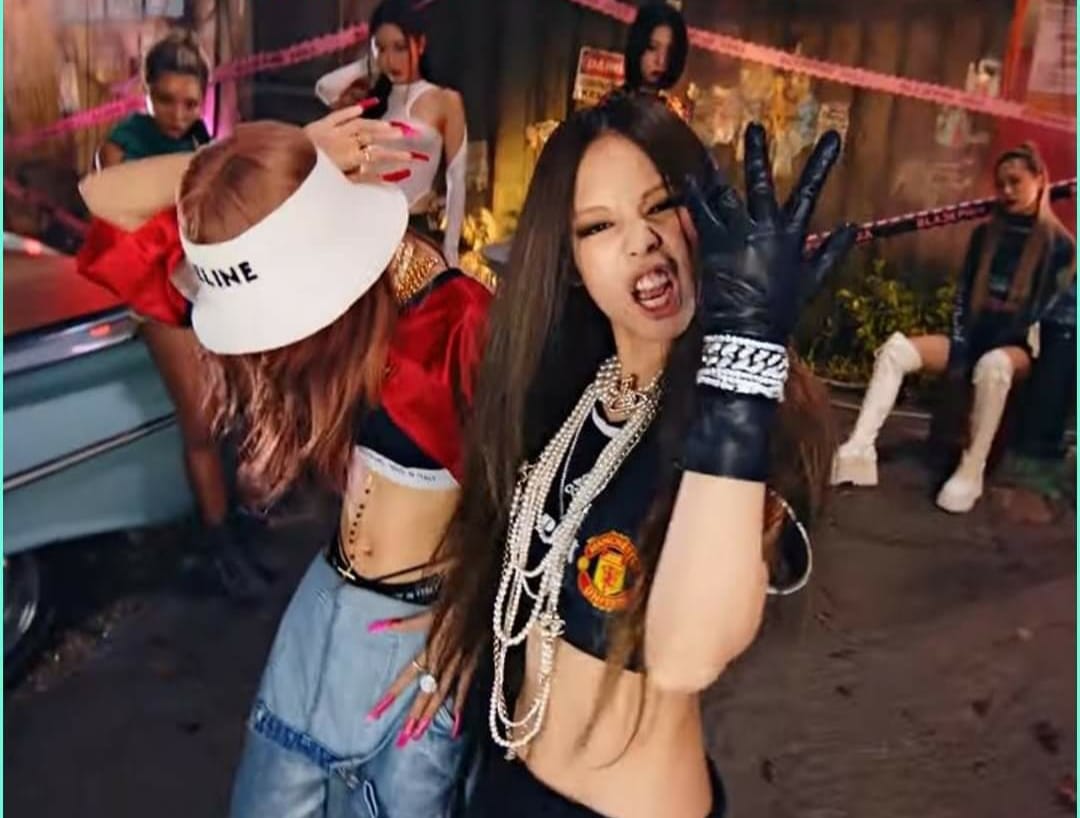 Không nhịn được cười với loạt ảnh chế sau chiến thắng của MU trước Liverpool 5