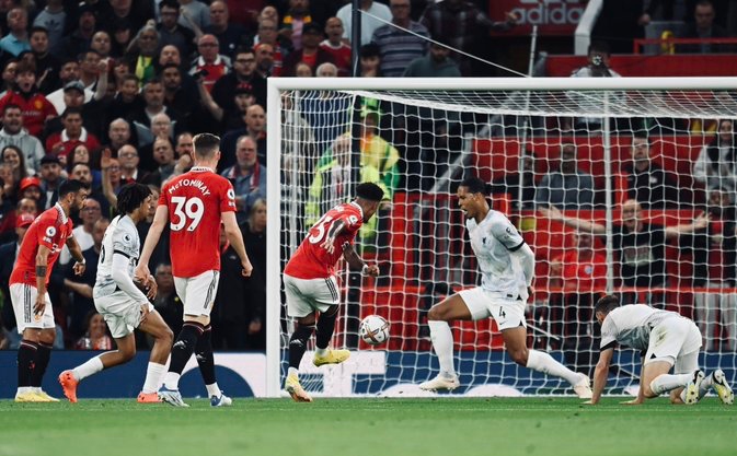 Người cũ bi quan về khả năng vô địch của Liverpool 1