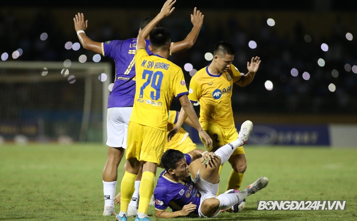 Ha Noi vs SLNA 26/8