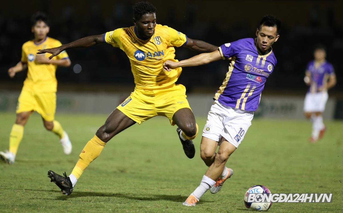 Van Quyet Ha Noi vs SLNA 26/8