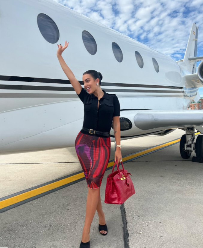 Georgina Rodriguez nổi bật tại Liên hoan phim Venice 3