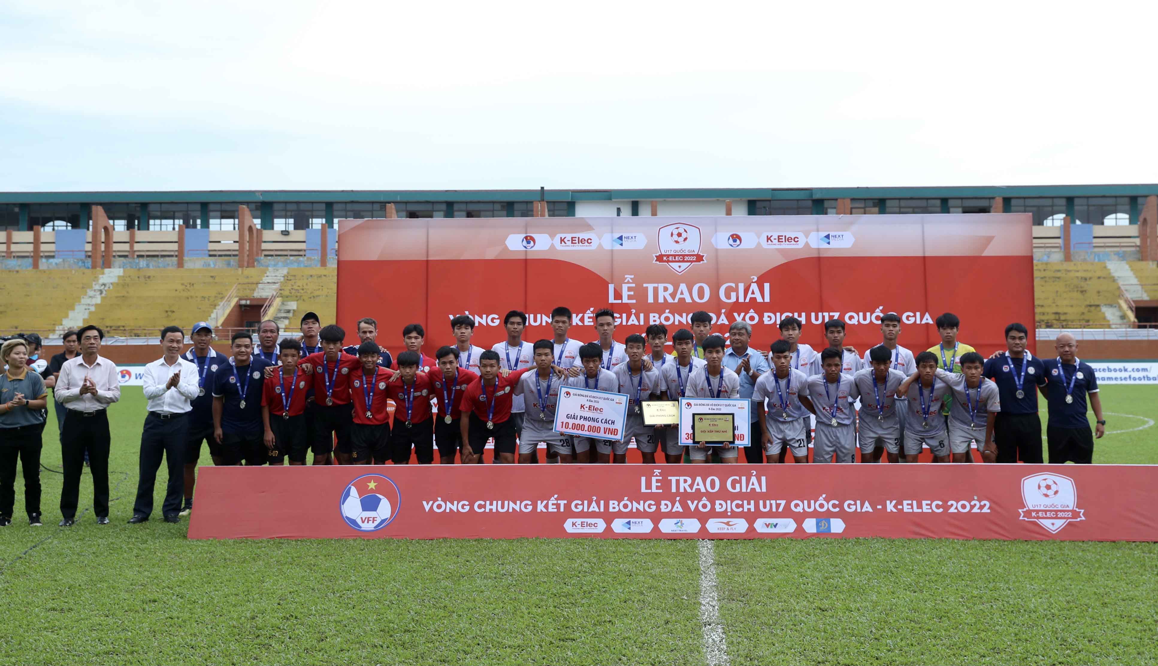 Le trao giai VCK u17 Quoc gia 2022