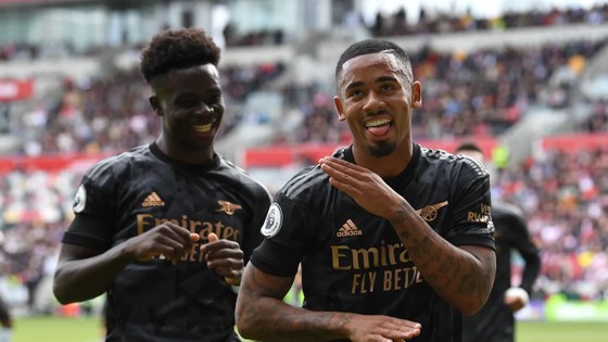 Gabriel Jesus an mung ban thang ghi duoc cho Arsenal