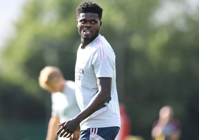 Thomas Partey từ chối tới Saudi Arabia chơi bóng 1 Thomas Partey từ chối tới Saudi Arabia chơi bóng 1