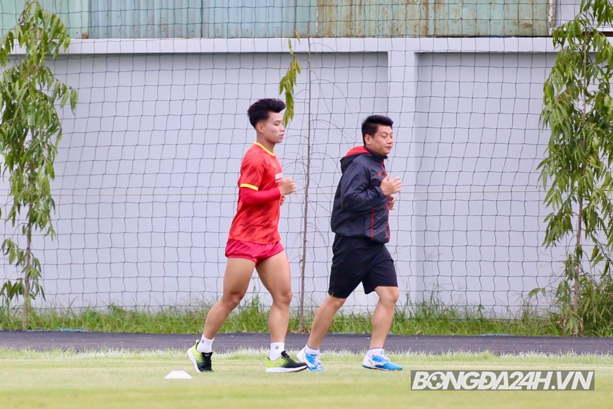 Tuyển Việt Nam tập bóng bổng đấu Ấn Độ 2