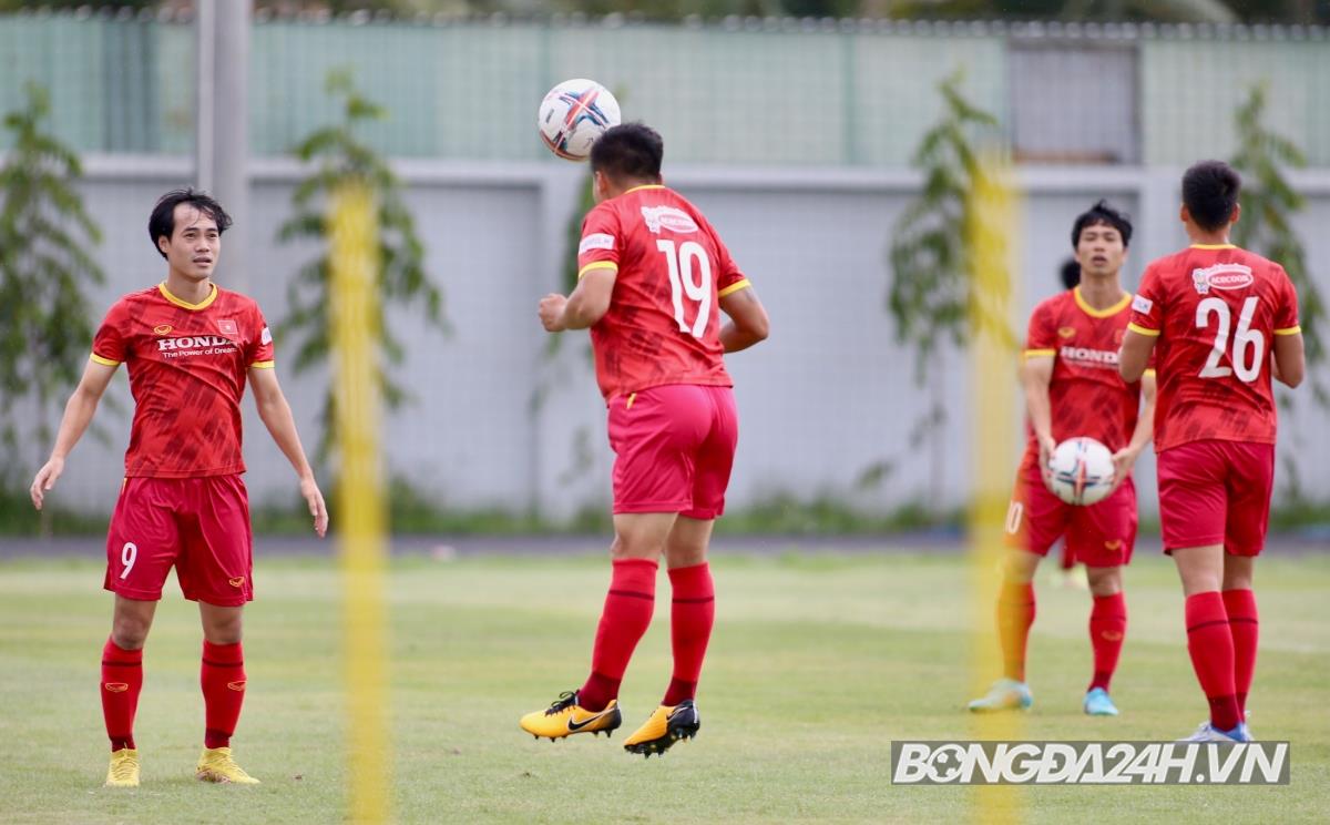 dT Viet Nam tap bong bong 26/9