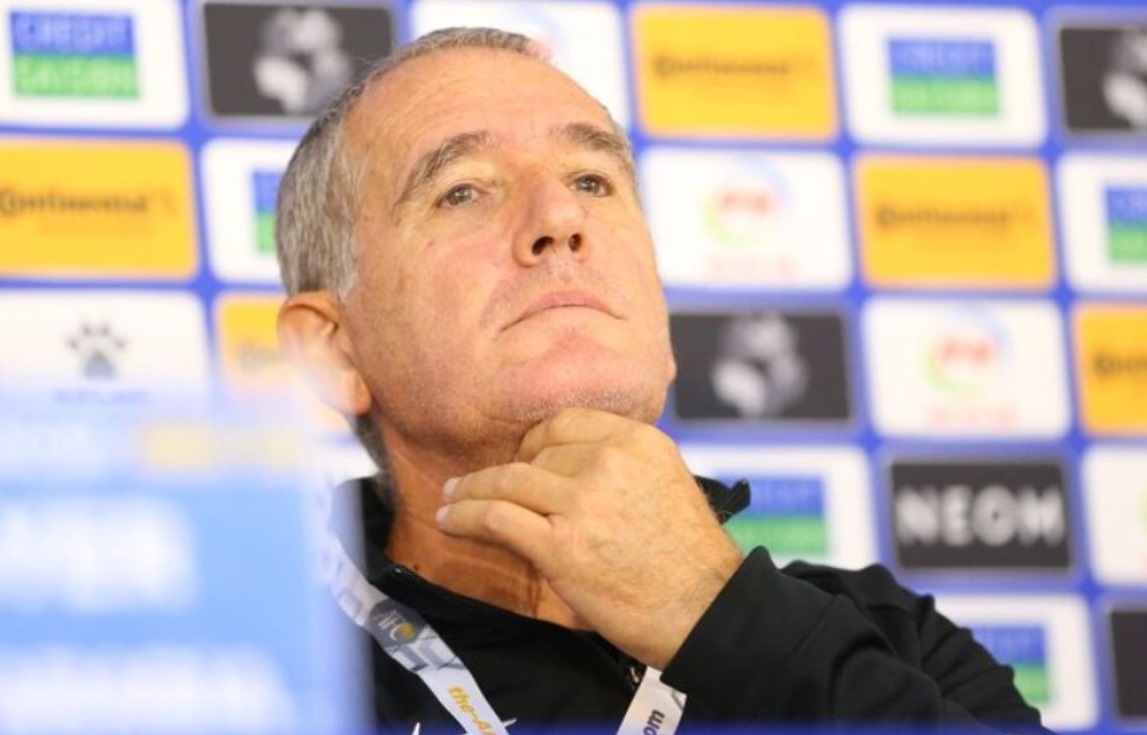 HLV Andreu Plaza tỏ ra khá tự tin trước ĐT futsal Việt Nam HLV Andreu Plaza to ra kha tu tin truoc dT futsal Viet Nam