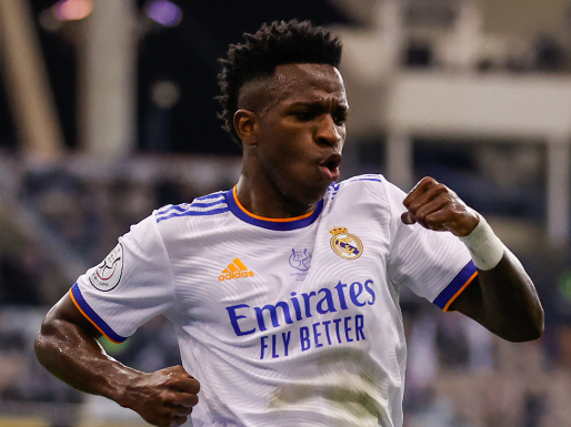 Vinicius đưa Real Madrid vươn lên dẫn trước