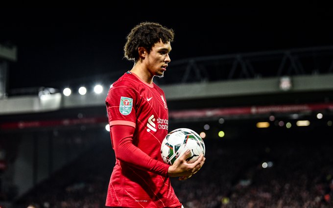 Arnold dẫn đầu danh sách kiến tạo