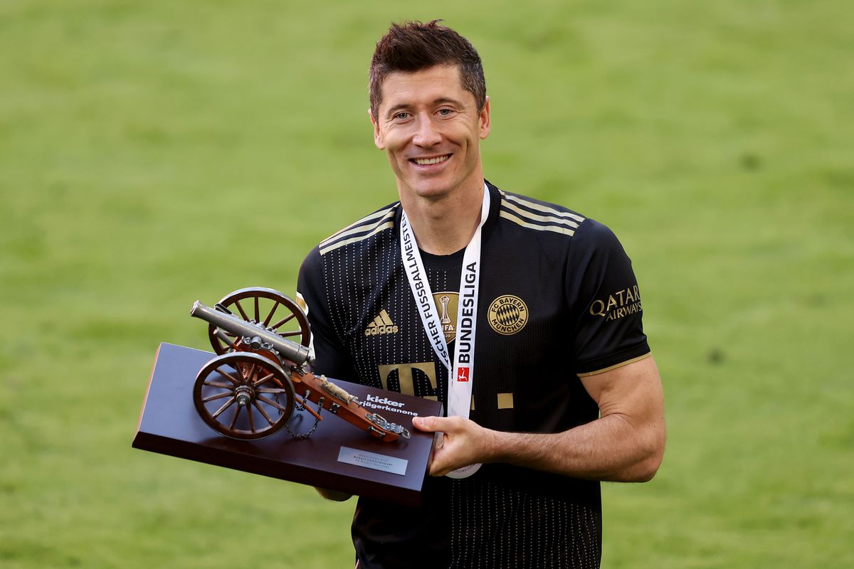 lewandowski boots 2021