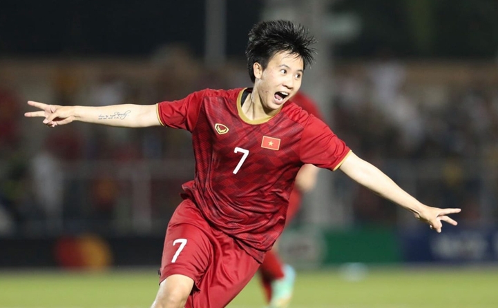 Tuyết Dung Cô gái vàng trong làng bóng đá nữ Việt Nam hình ảnh