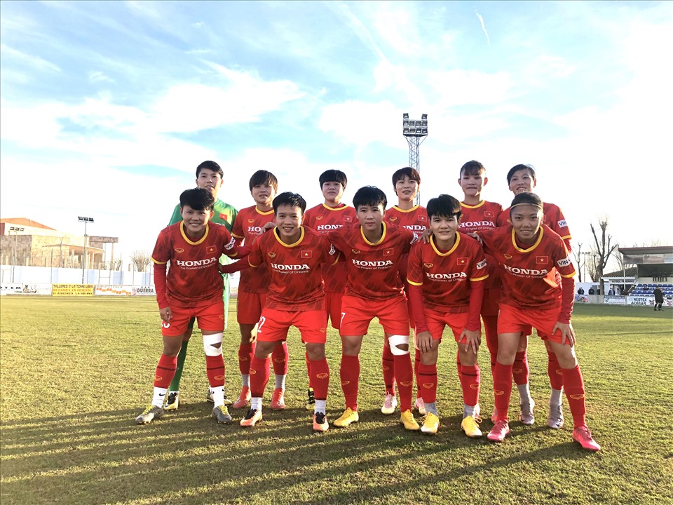 Tuyển nữ Việt Nam nối dài mạch bất bại trên đất Tây Ban Nha hình ảnh