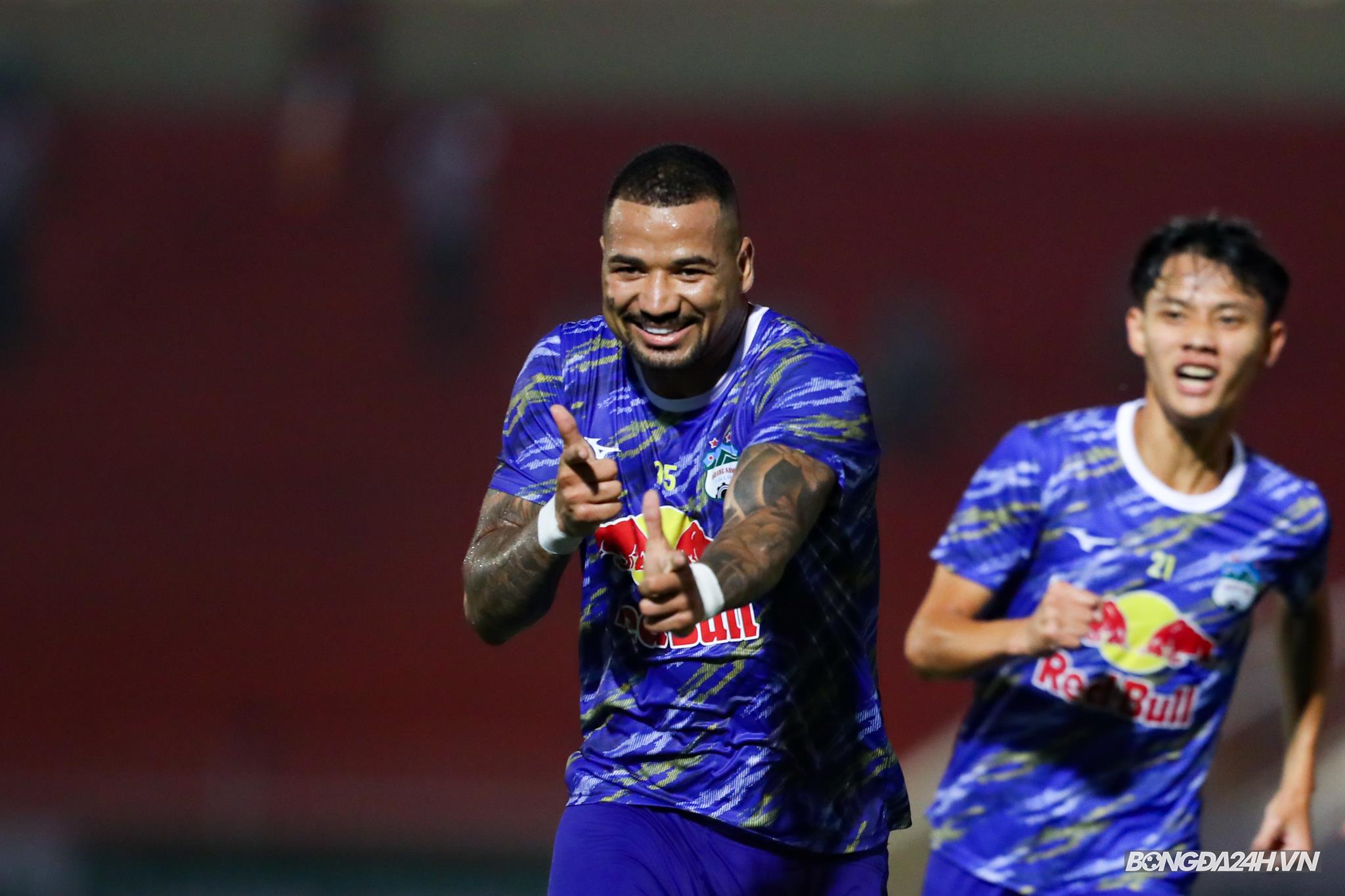 Baiano HAGL vs Bình Định