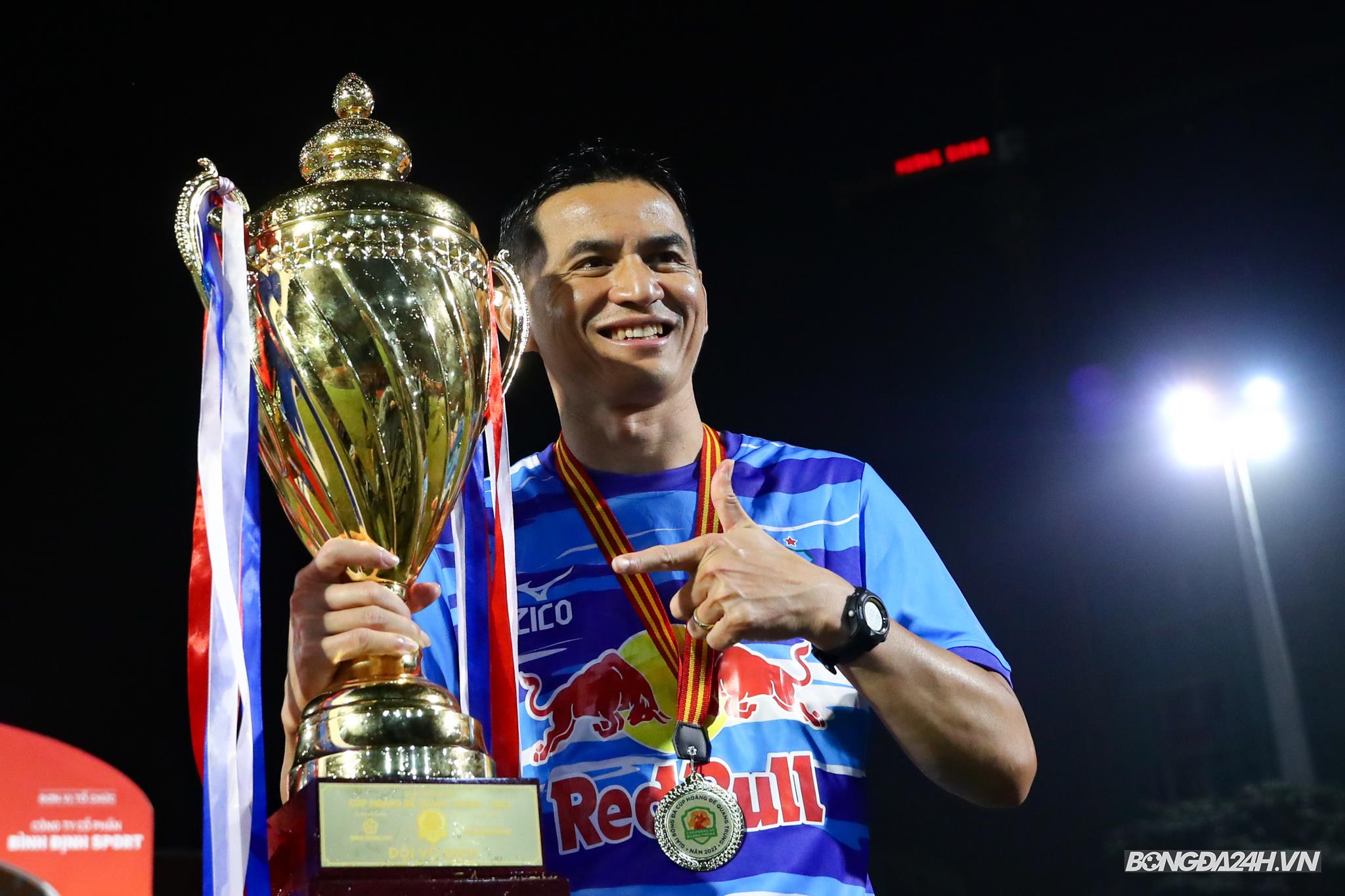 Kiatisuk Senamuang HAGL