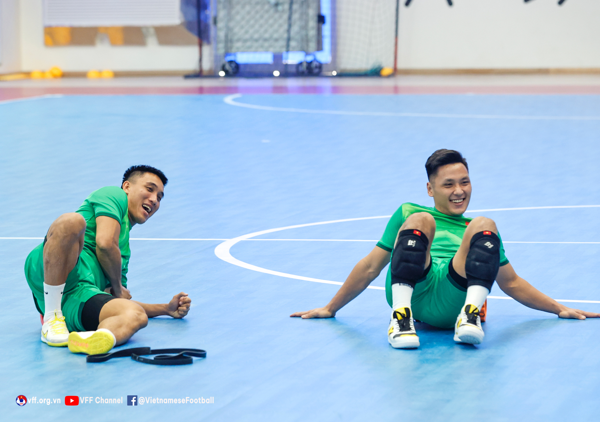 ĐT futsal Việt Nam lên tinh thần trước trận gặp Nhật Bản 2