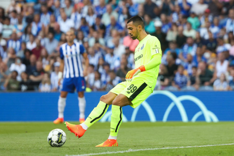 Đội hình 11 cái tên lạ thi đấu nổi bật ở Champions League 202223 1