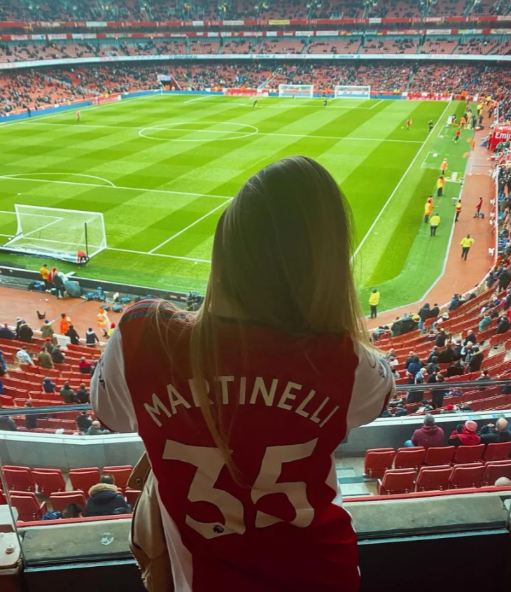 Nhan sắc bạn gái tuyệt đẹp của Gabriel Martinelli 6