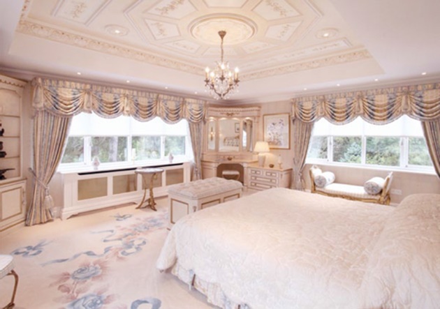 Bất ngờ với độ chịu chơi của Jack Grealish 1 Bất ngờ với độ chịu chơi của Jack Grealish 1