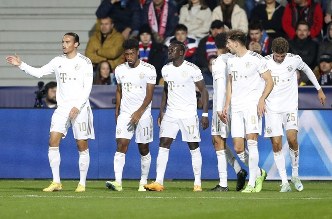 2022_10_12T191839Z_2046065705_UP1EIAC1HN2CU_RTRMADP_3_SOCCER_CHAMPIONS_VPL_BAY_REPORT