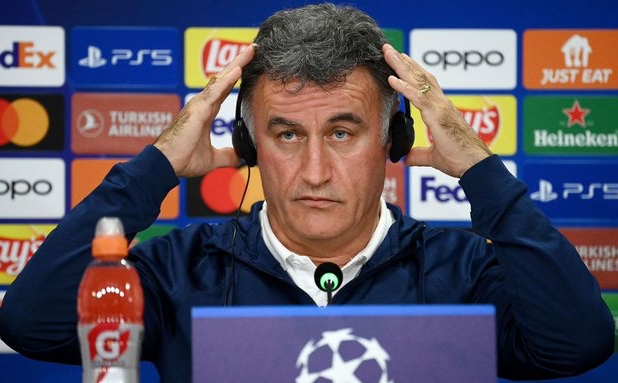 HLV Christophe Galtier chia se sau khi ket thuc vong bang