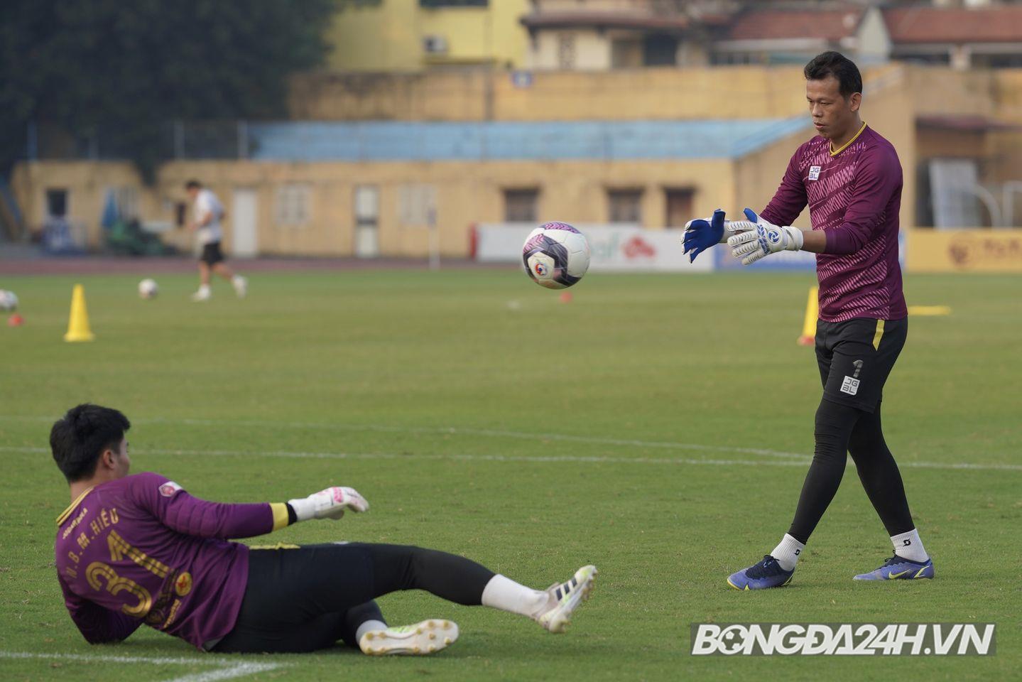 Hà Nội hướng đến trận derby Thủ đô thiếu vắng Văn Quyết, Văn Hậu 9