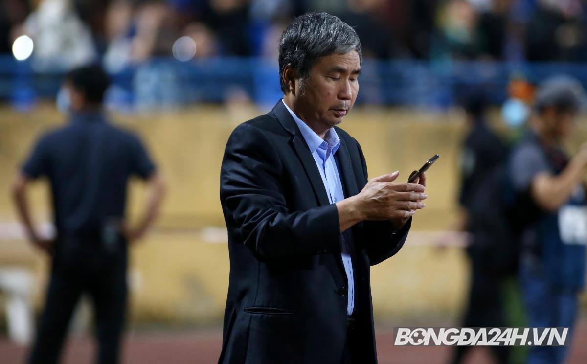 Dàn khách VIP xuất hiện trong trận Hà Nội vs Viettel 6 Dàn khách VIP xuất hiện trong trận Hà Nội vs Viettel 6