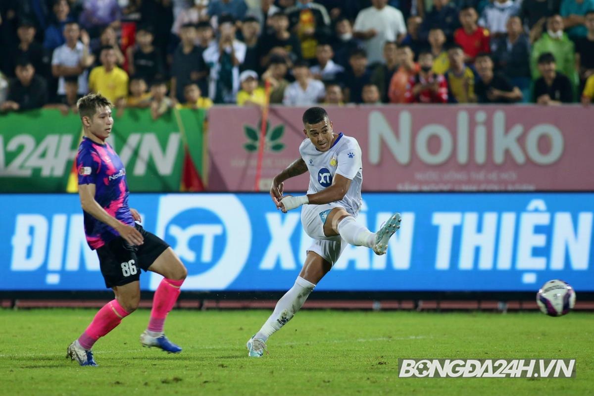 Ngoại binh Sài Gòn bật khóc sau trận thua Nam Định 6