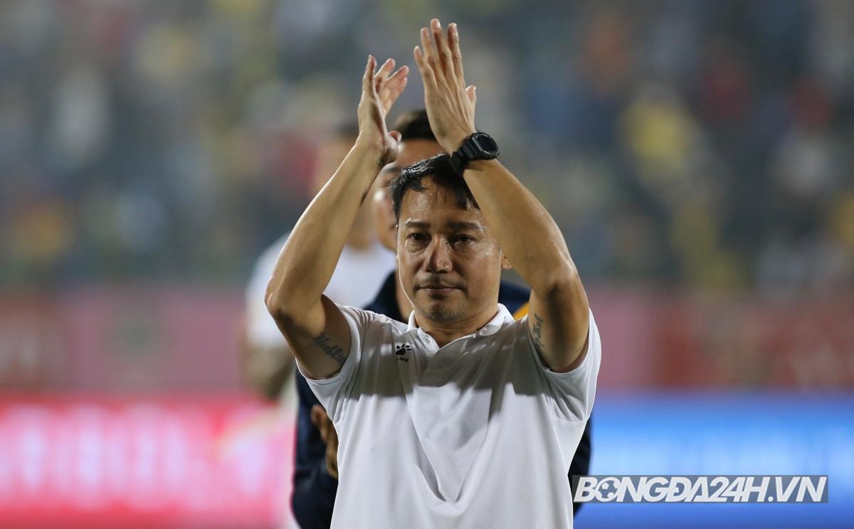 HLV Vu Hong Viet Nam dinh vs Sai Gon 13/11