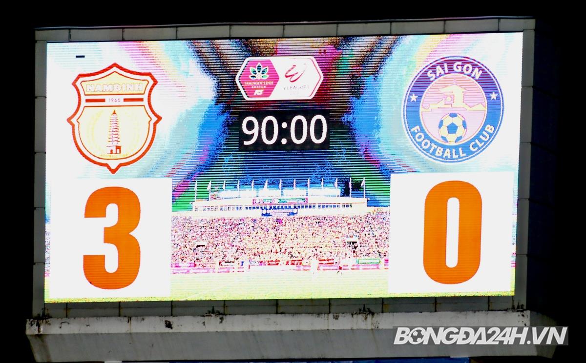 Thiên Trường rực cháy trong ngày Nam Định nhấn chìm Sài Gòn 7