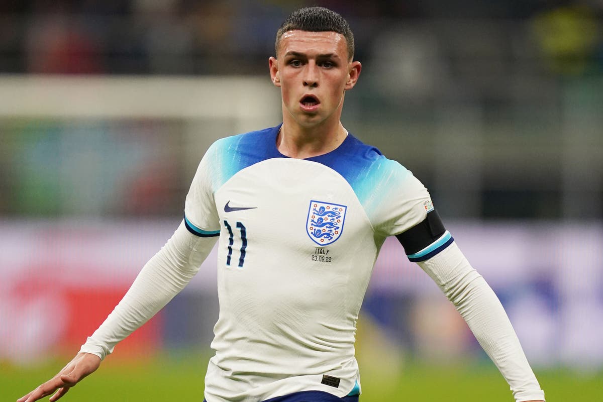 Tại sao Gareth Southgate cất Phil Foden trên ghế dự bị 2 Tại sao Gareth Southgate cất Phil Foden trên ghế dự bị 2