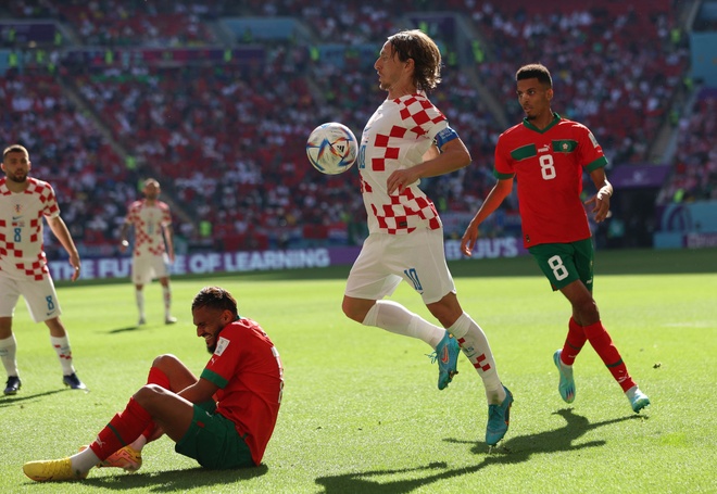2022_11_23T102605Z_568028098_UP1EIBN0SZB6Q_RTRMADP_3_SOCCER_WORLDCUP_MAR_CRO_REPORT