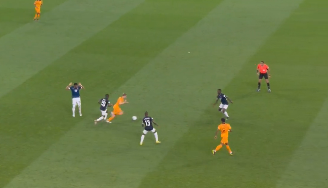 Hà Lan 1-1 Ecuador Màn đọ sức bất phân thắng bại giữa De Jong và Caicedo 3 Hà Lan 1-1 Ecuador Màn đọ sức bất phân thắng bại giữa De Jong và Caicedo 3